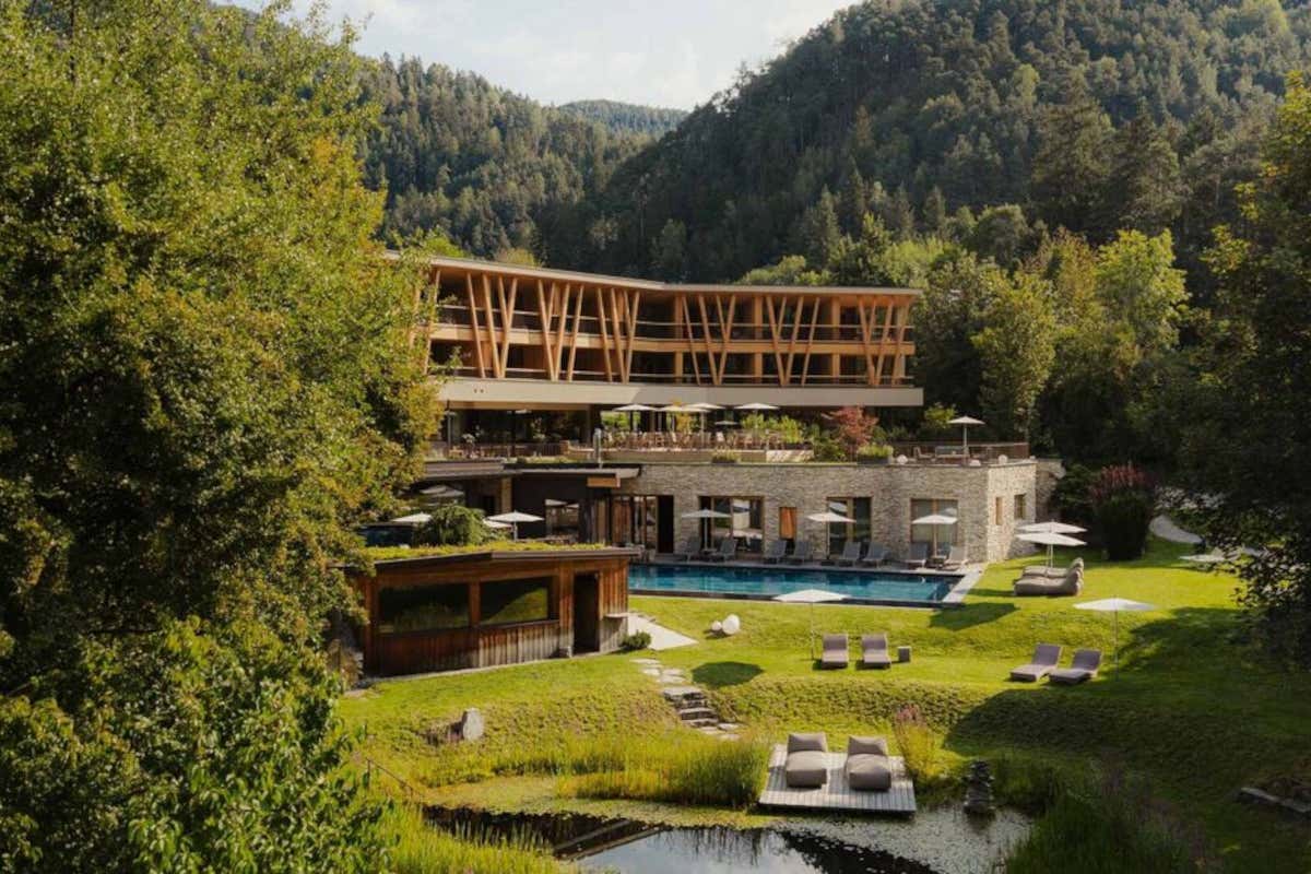 Vitalpina Hotels: 20 anni di vacanze attive tra natura e benessere in Alto Adige Vitalpina Hotels: 20 anni di vacanze attive tra natura e benessere in Alto Adige